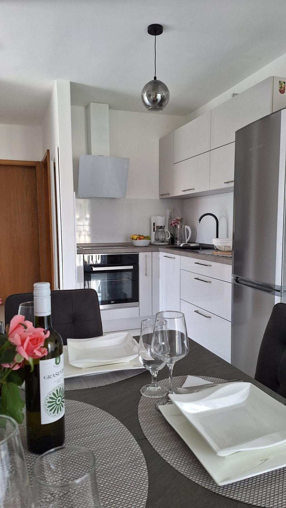 Apartmani I & J Seric Seget Vranjica Luaran gambar