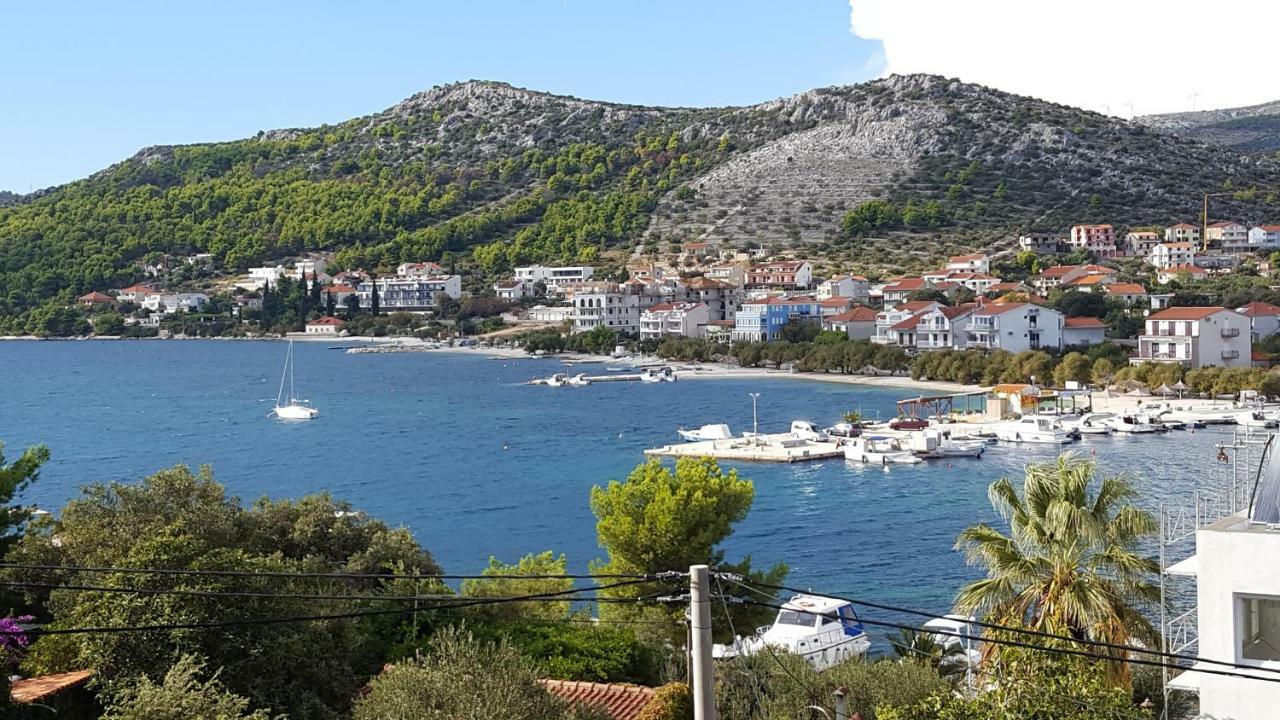 Apartmani I & J Seric Seget Vranjica Luaran gambar